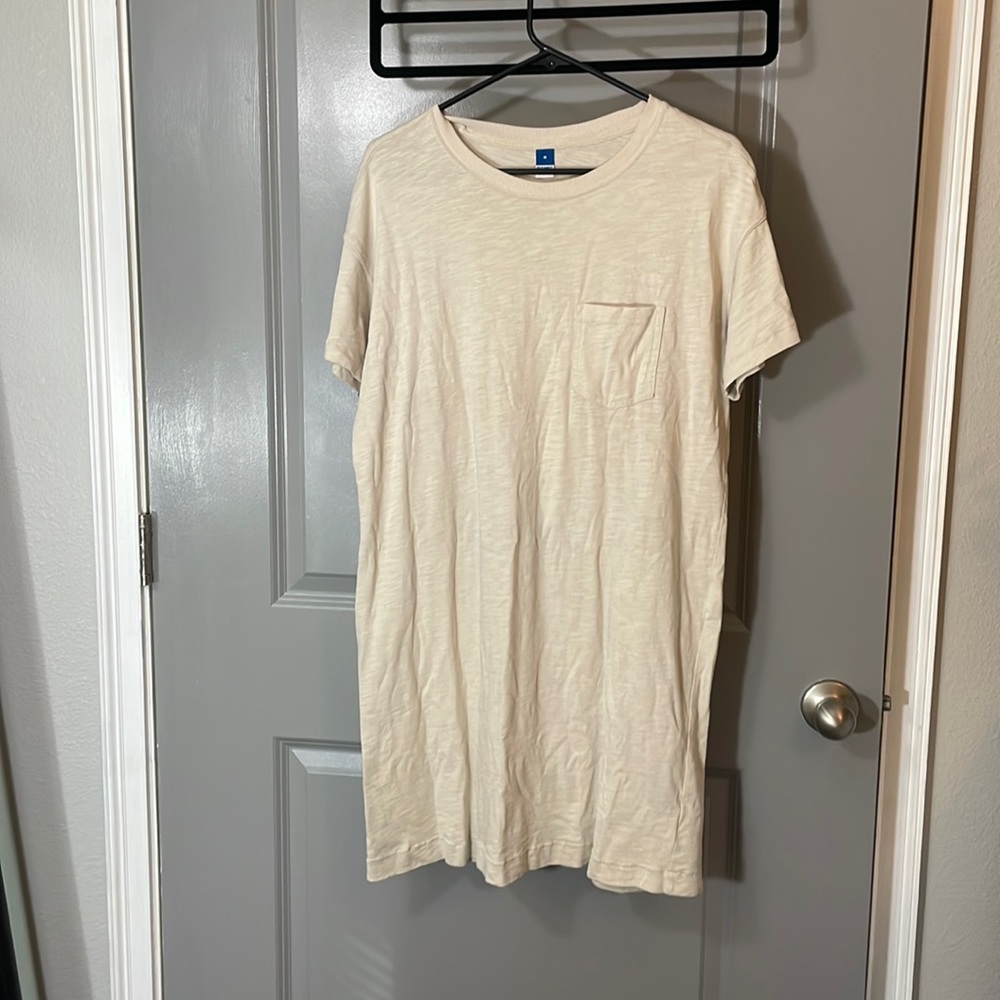Tan Old Navy t-shirt dress